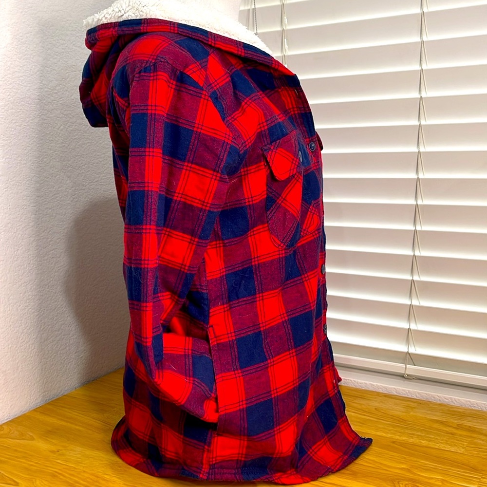 Button down lumberjack jacket. - Picture 2 of 6